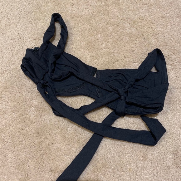 L space camellia top - Picture 2 of 5